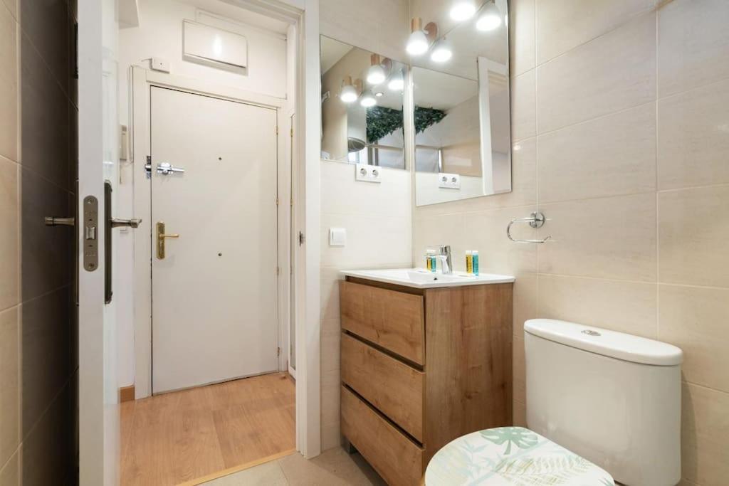 Exterior Flat In The Golden Mile In - 3 Apartamento Madrid